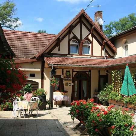 Logis Doubs Rivage Hotel Charette-Varennes Bagian luar foto