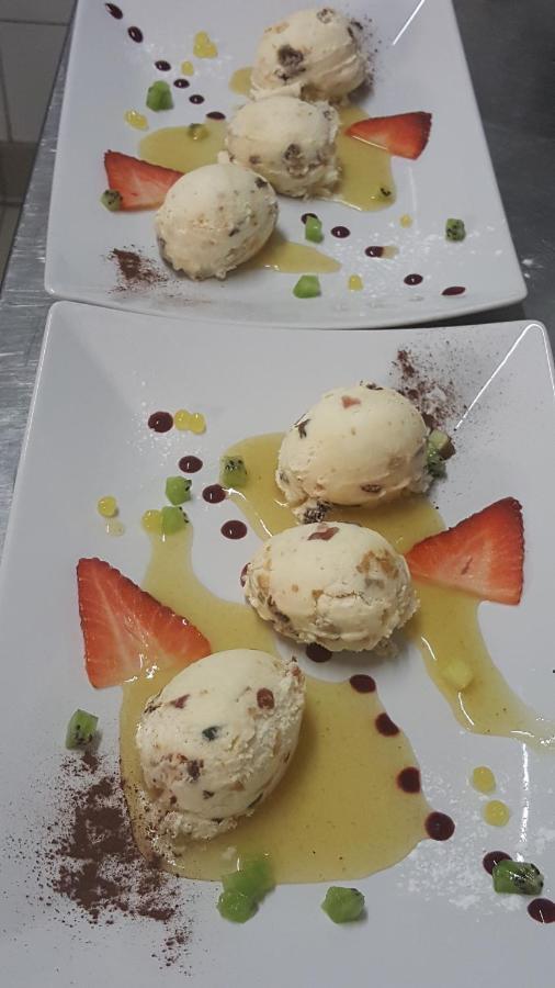 Logis Doubs Rivage Hotel Charette-Varennes Bagian luar foto