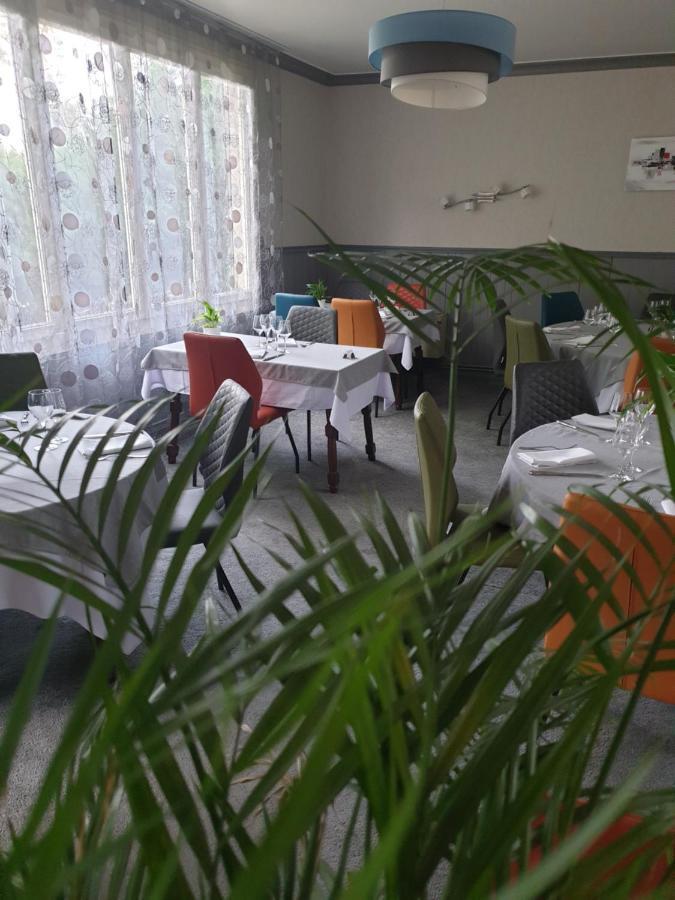 Logis Doubs Rivage Hotel Charette-Varennes Bagian luar foto