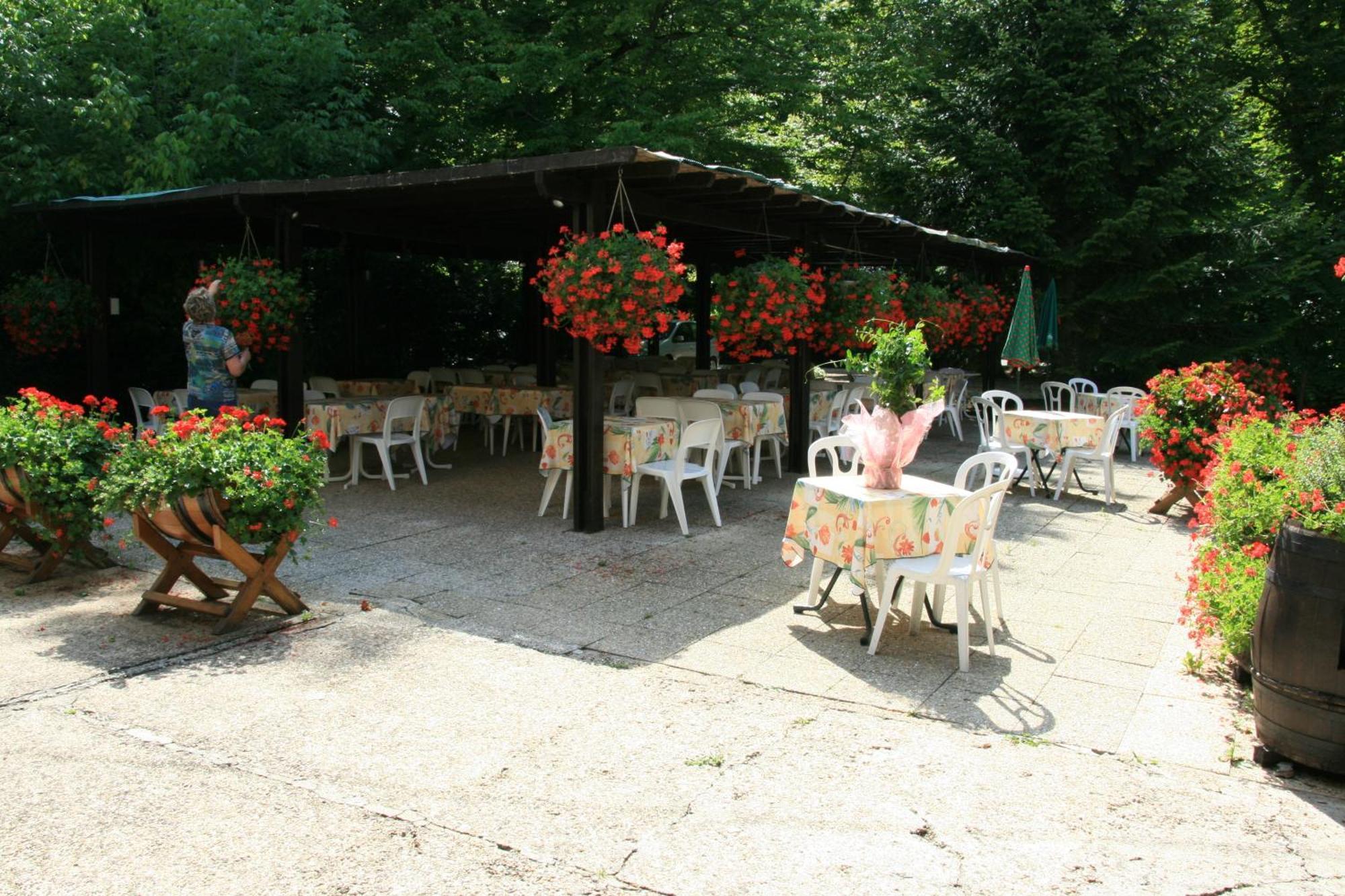 Logis Doubs Rivage Hotel Charette-Varennes Bagian luar foto